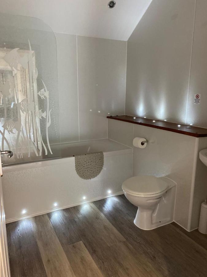 3 Sheraton Apartments Форт-Уильям Экстерьер фото